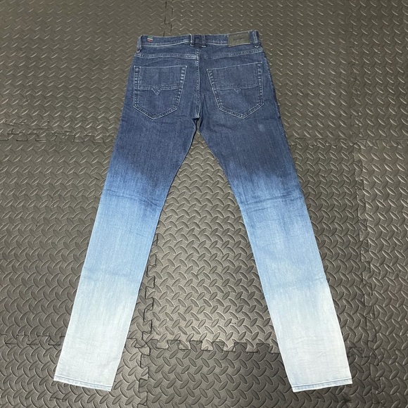 NWOT Diesel Tepphar slim carrot joggjean - Picture 2 of 5